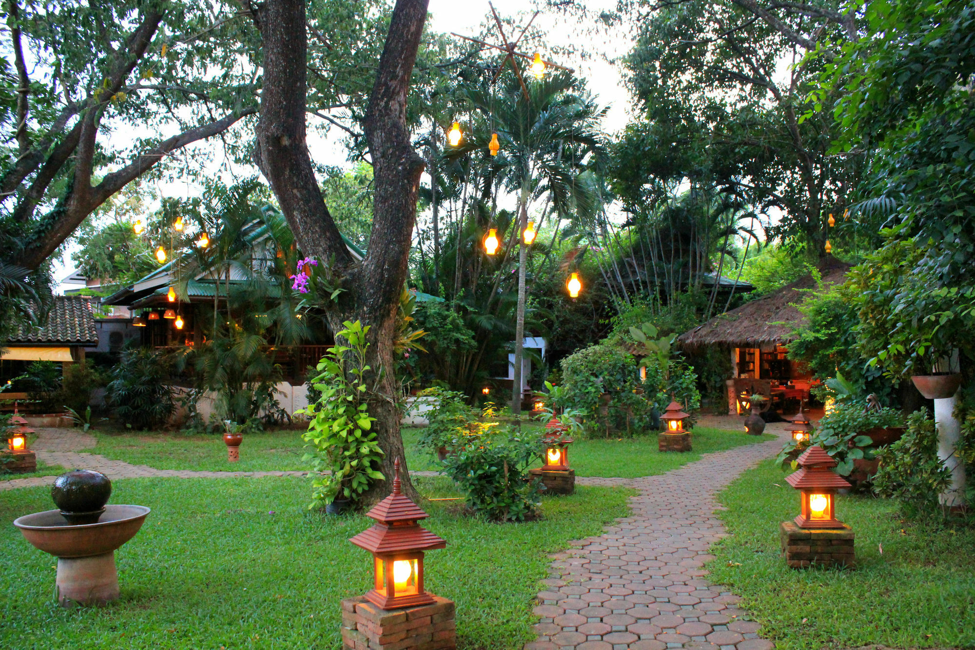 Secret Garden Chiangmai Hotel San Kamphaeng Exterior foto